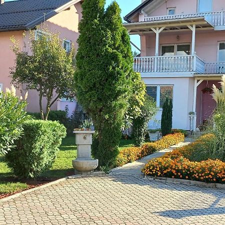 Holiday Home Peaceful Retreat Високо Экстерьер фото