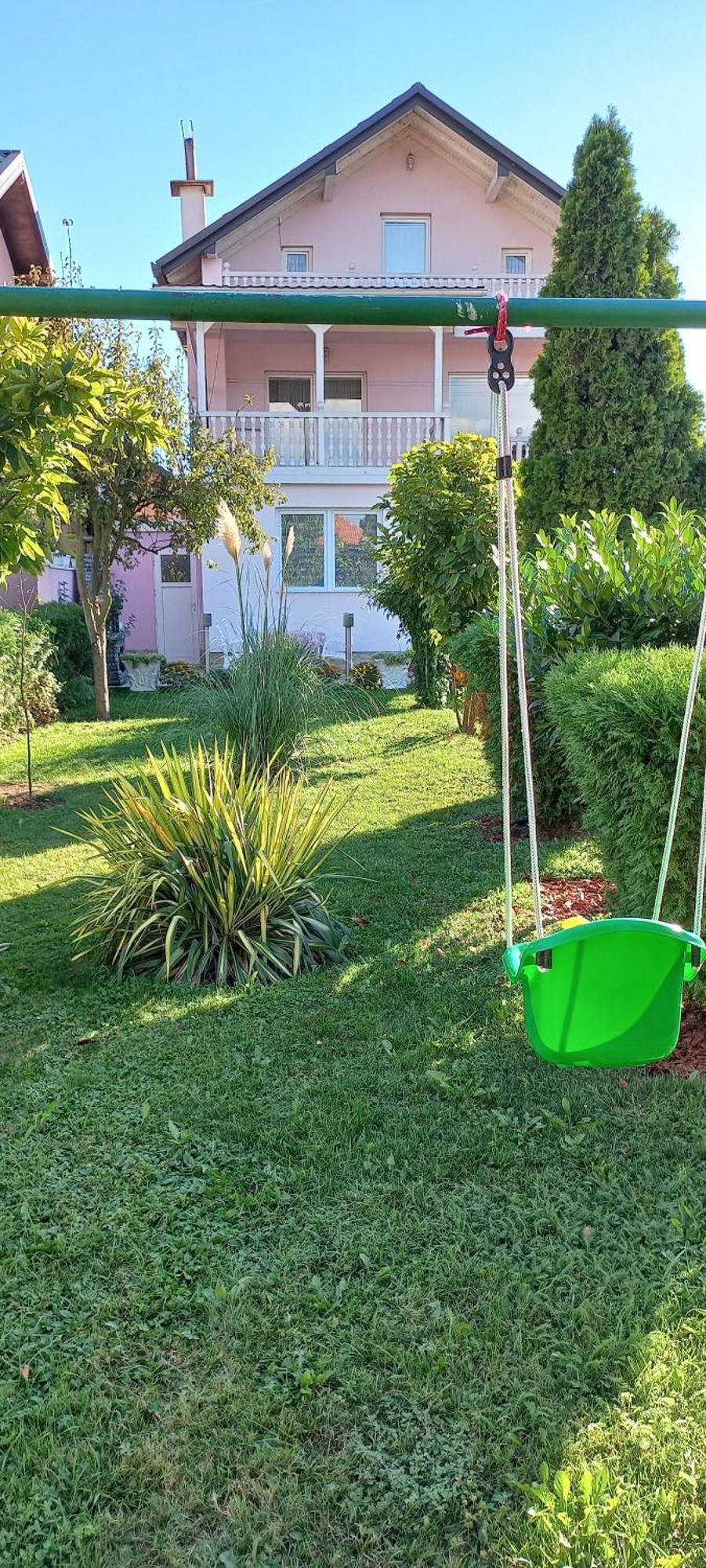 Holiday Home Peaceful Retreat Високо Экстерьер фото