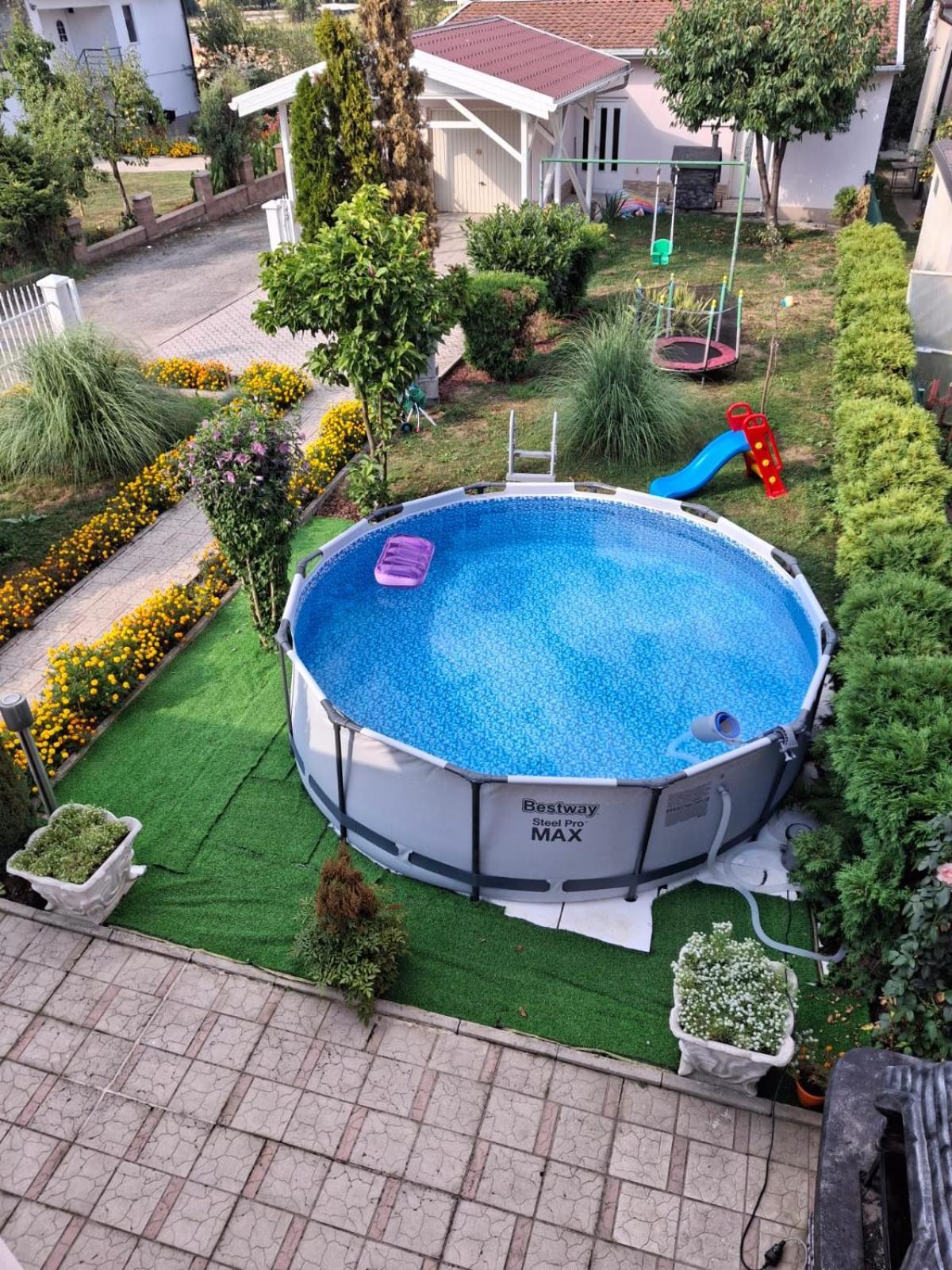 Holiday Home Peaceful Retreat Високо Экстерьер фото