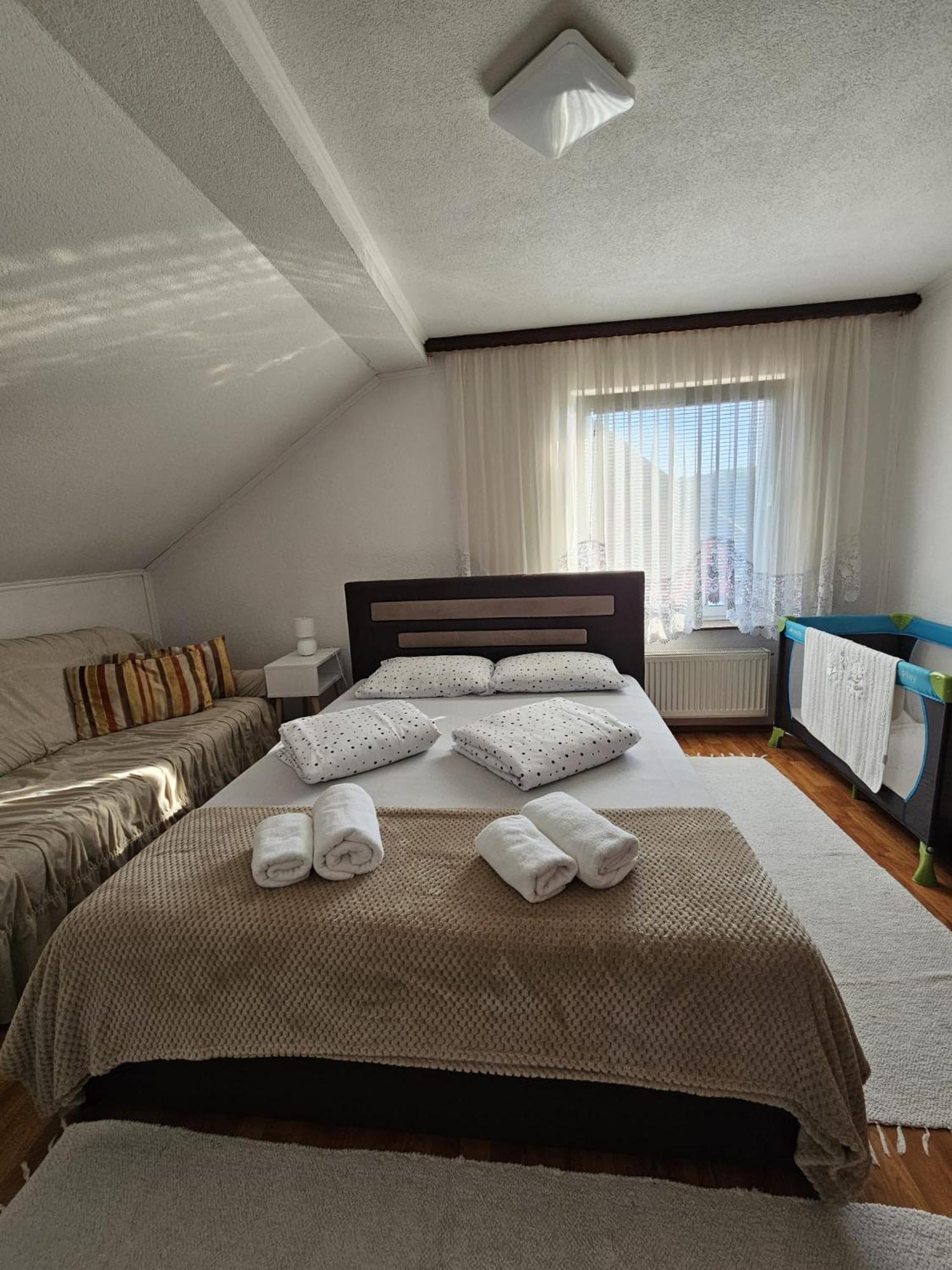 Holiday Home Peaceful Retreat Високо Экстерьер фото